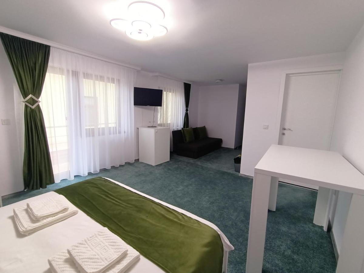 Casa Tiky Hotel Timisoara Luaran gambar