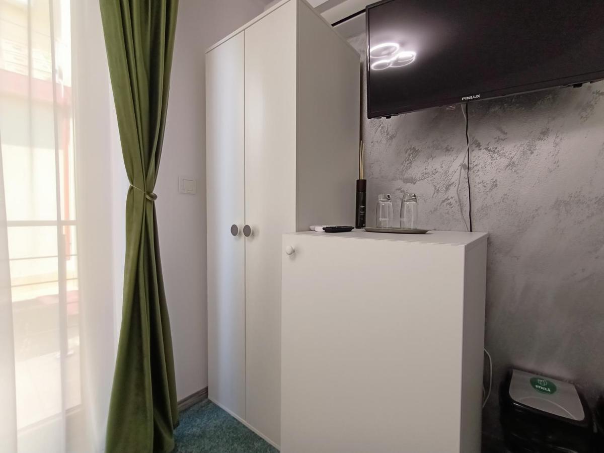 Casa Tiky Hotel Timisoara Luaran gambar