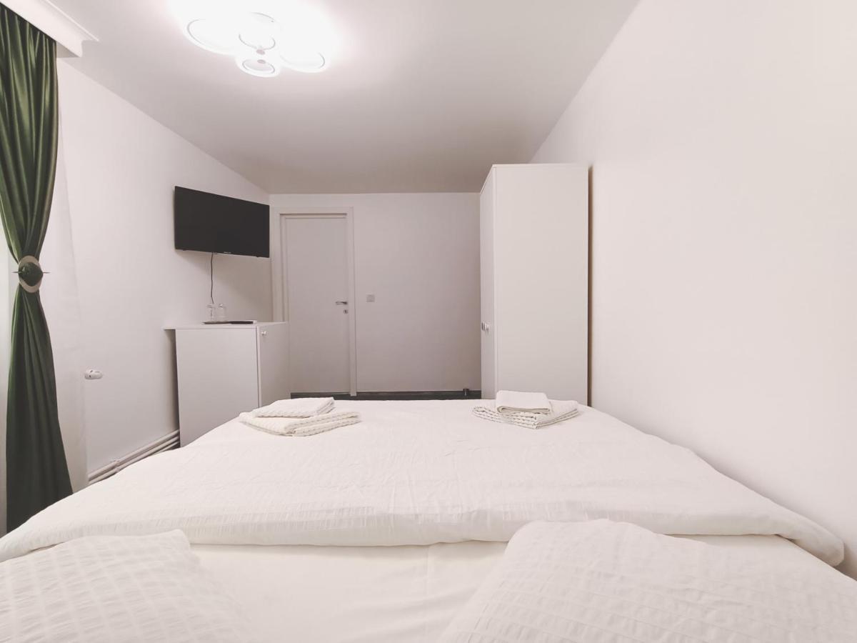 Casa Tiky Hotel Timisoara Luaran gambar