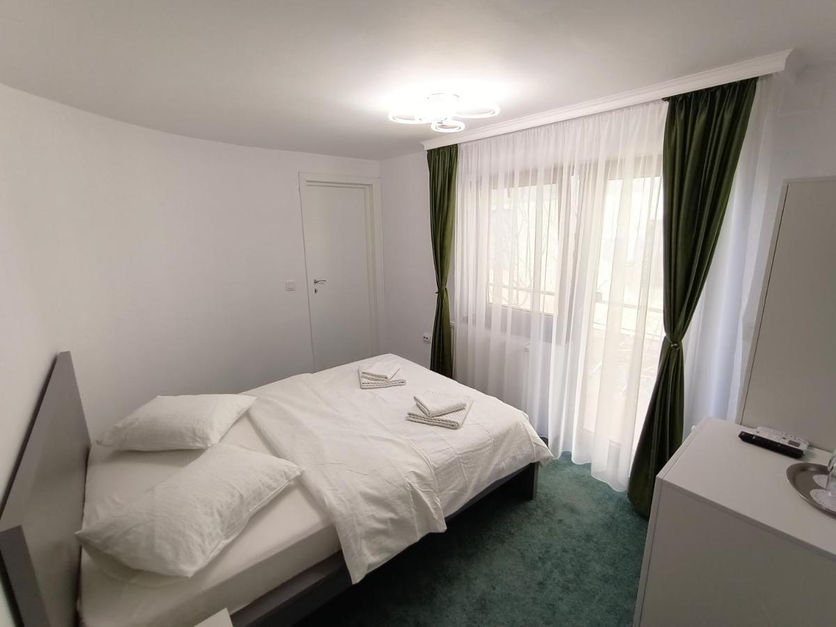 Casa Tiky Hotel Timisoara Luaran gambar