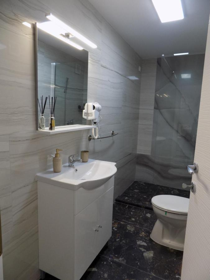 Casa Tiky Hotel Timisoara Luaran gambar