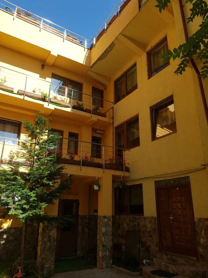 Casa Tiky Hotel Timisoara Luaran gambar