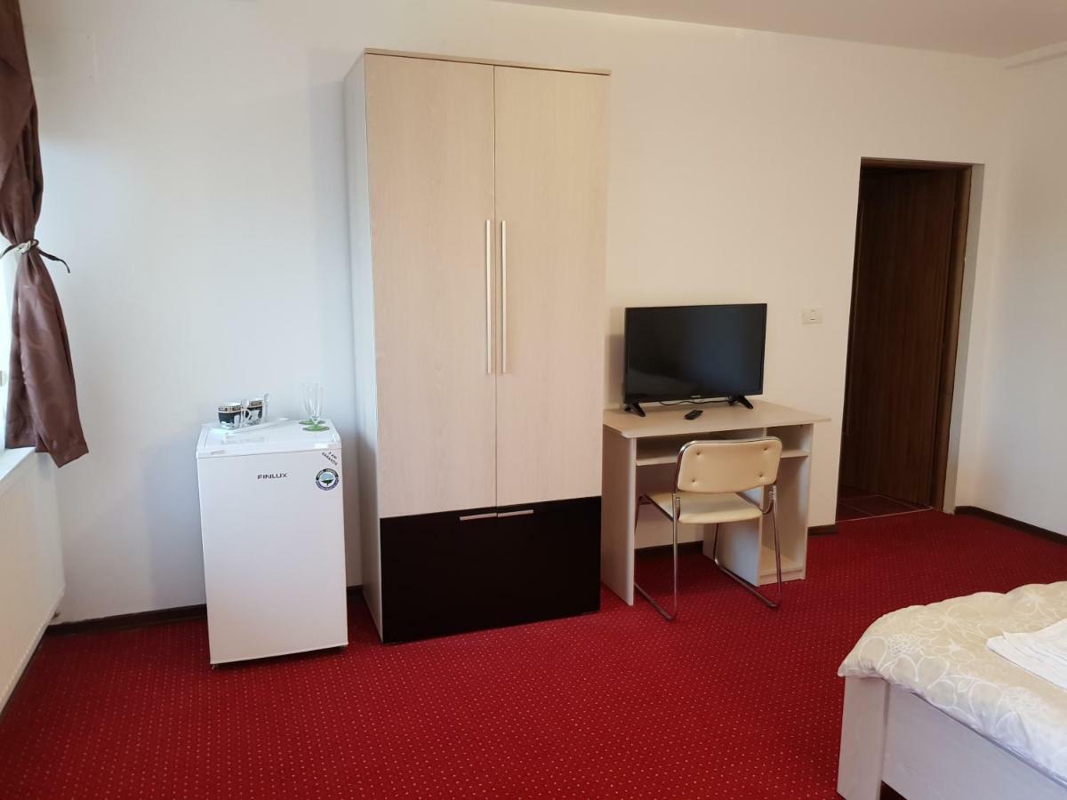 Casa Tiky Hotel Timisoara Luaran gambar