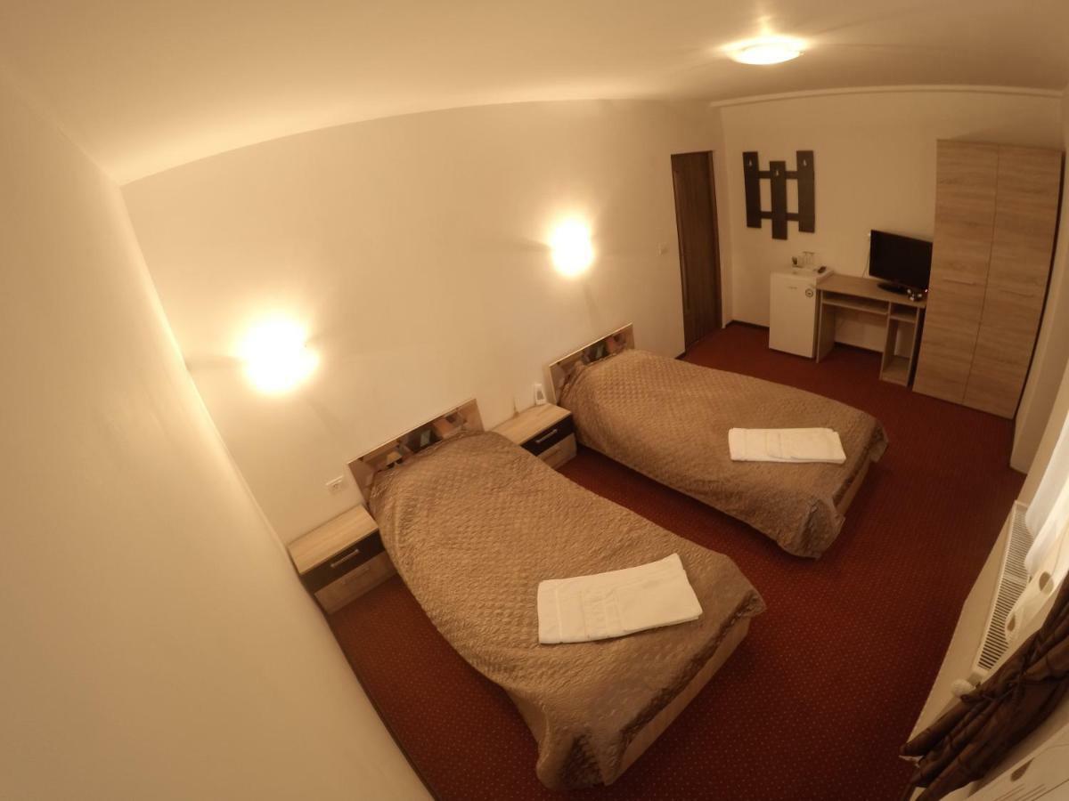 Casa Tiky Hotel Timisoara Luaran gambar