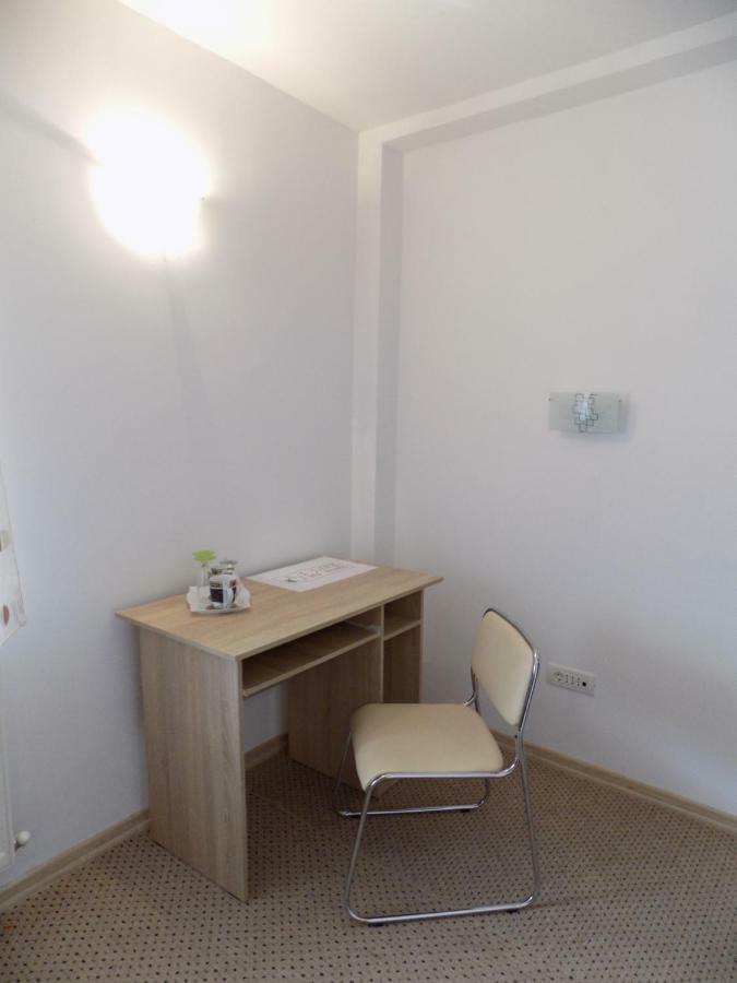 Casa Tiky Hotel Timisoara Luaran gambar